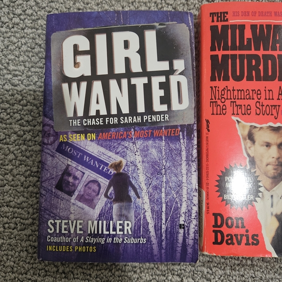 4 True Crime Books Collection - Picture 5 of 6